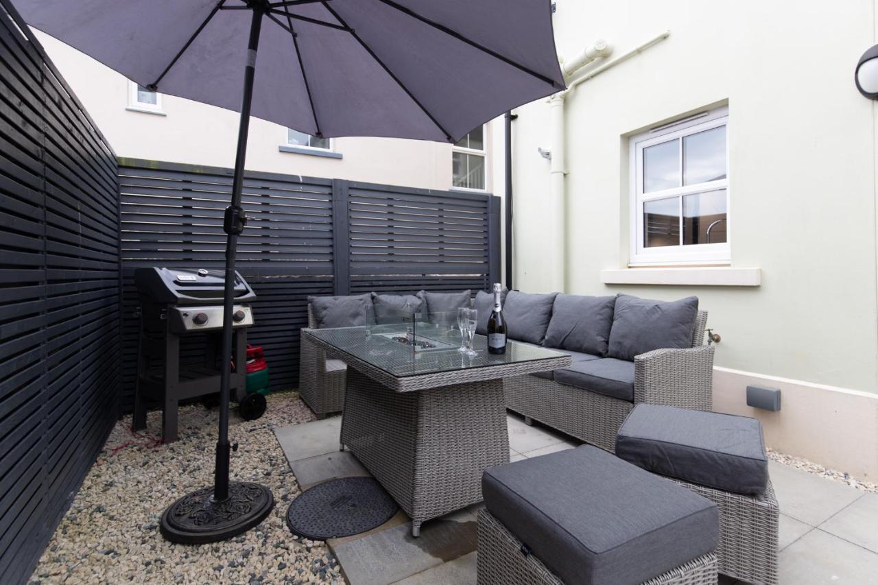 Cottage Mews - Seaside Cottage Parking Terrace Tenby Εξωτερικό φωτογραφία